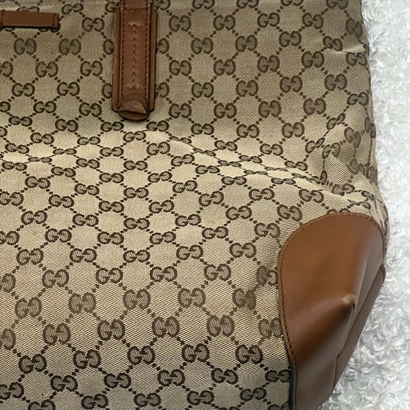 Gucci GG Canvas Shopper Tote Bag - Picture 7 of 16